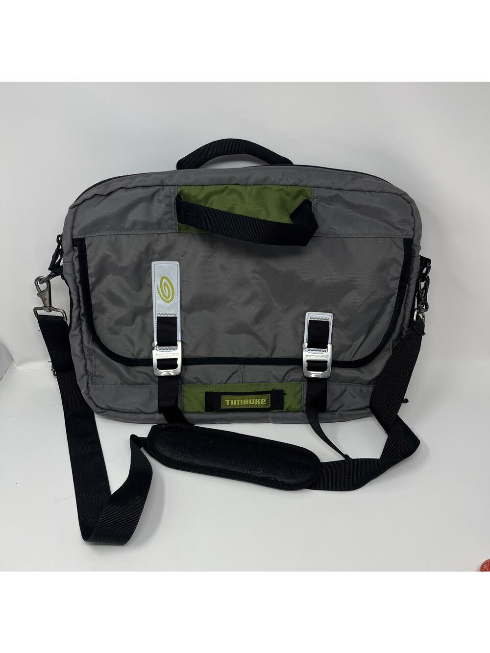 Timbuk2 Messenger Laptop Bag Grey Green 17” Laptop Medium